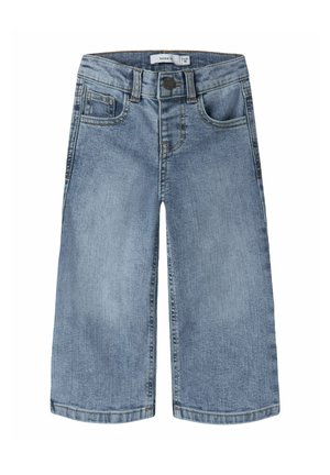 Jean en denim bleu clair à jambes larges pour tout-petits avec poches avant, passants de ceinture et fermeture à bouton à la taille.