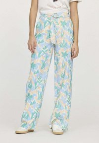 Pantalons légers taille haute avec un motif floral en nuances de bleu pastel, vert et pêche, dotés d'une ceinture à nouer et d'une coupe large.