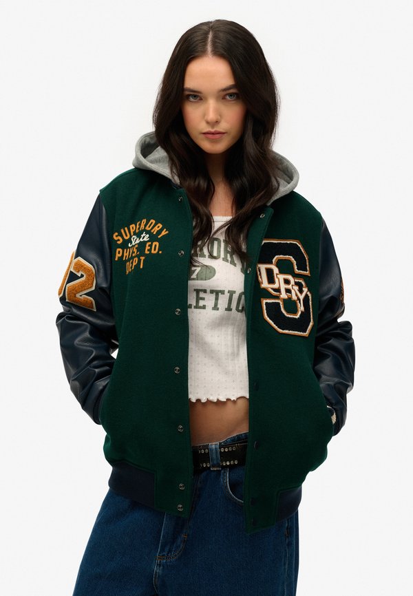 HOODED COLLEGE PATCHED - Leichte Jacke