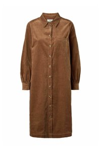 Rochie maro din catifea cu rever ascuțit, mâneci lungi bufante, închidere frontală cu nasturi și buzunar la piept. Textură verticală cu dungi.