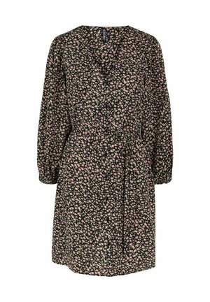 Blumenkleid mit schwarzem Hintergrund, verziert mit kleinen rosa und weißen Blumen, einem V-Ausschnitt, langen Puffärmeln und einem Bindegürtel in der Taille.