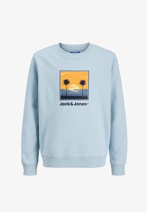 Hellblaues Sweatshirt aus Baumwolle mit einem Grafikdesign von Palmen und Sonnenuntergang, mit gerippten Bündchen und Saum. Markenlogo sichtbar.