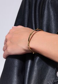 YES ZALEWSKI UNISEX złoty