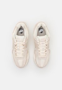 Nike Sportswear ZOOM VOMERO 5 - Sapatilhas - light orewood brown