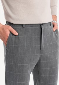 Ombre DELICATE CHECK  - Broek - grey