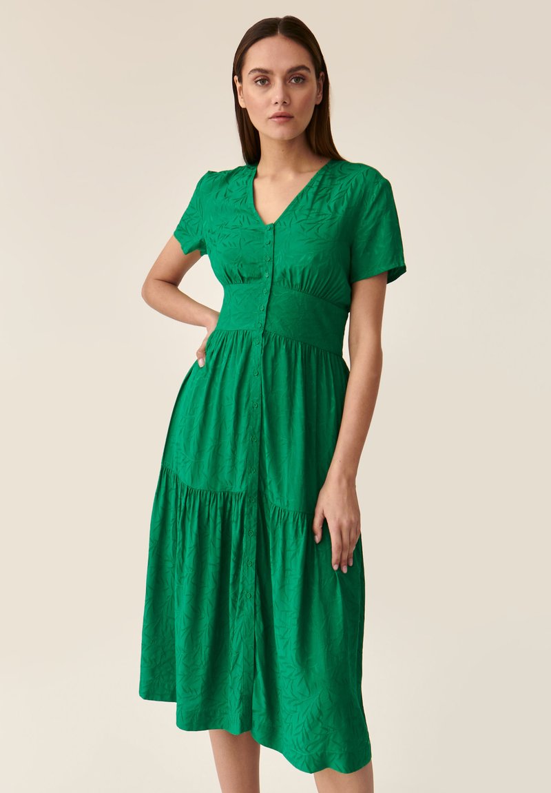 TATUUM - KAMDI 2 - Blusenkleid - green, Vergrößern