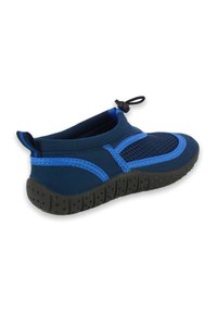 Blauwe waterschoen met een flexibele stoffen bovenkant, ademende panelen van gaas en een rubberen zool met een geprofileerde grip. Inclusief verstelbaar bungeekoord voor een goede pasvorm.