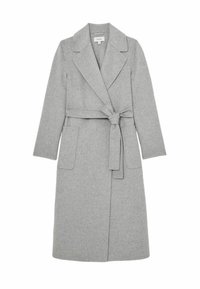 Sivi volneni plašč zavit z ovratnikom z režo, dolgimi rokavi, sprednjimi žepi in pasom za samostojno zavezovanje. Mehka tekstura in strukturirana zasnova.