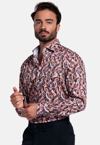 Patroon overhemd met een veelkleurig bladontwerp in roze, blauw en groen. Knopen-up stijl met contrasterende kraag en manchetten.