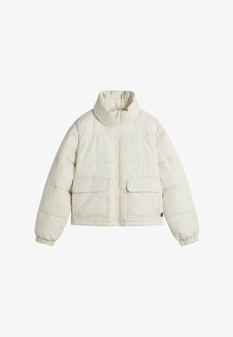 Giacca a vento in bianco sporco, con colletto alto, chiusura con zip e due tasche frontali con alette. Texture liscia con sezioni cucite.