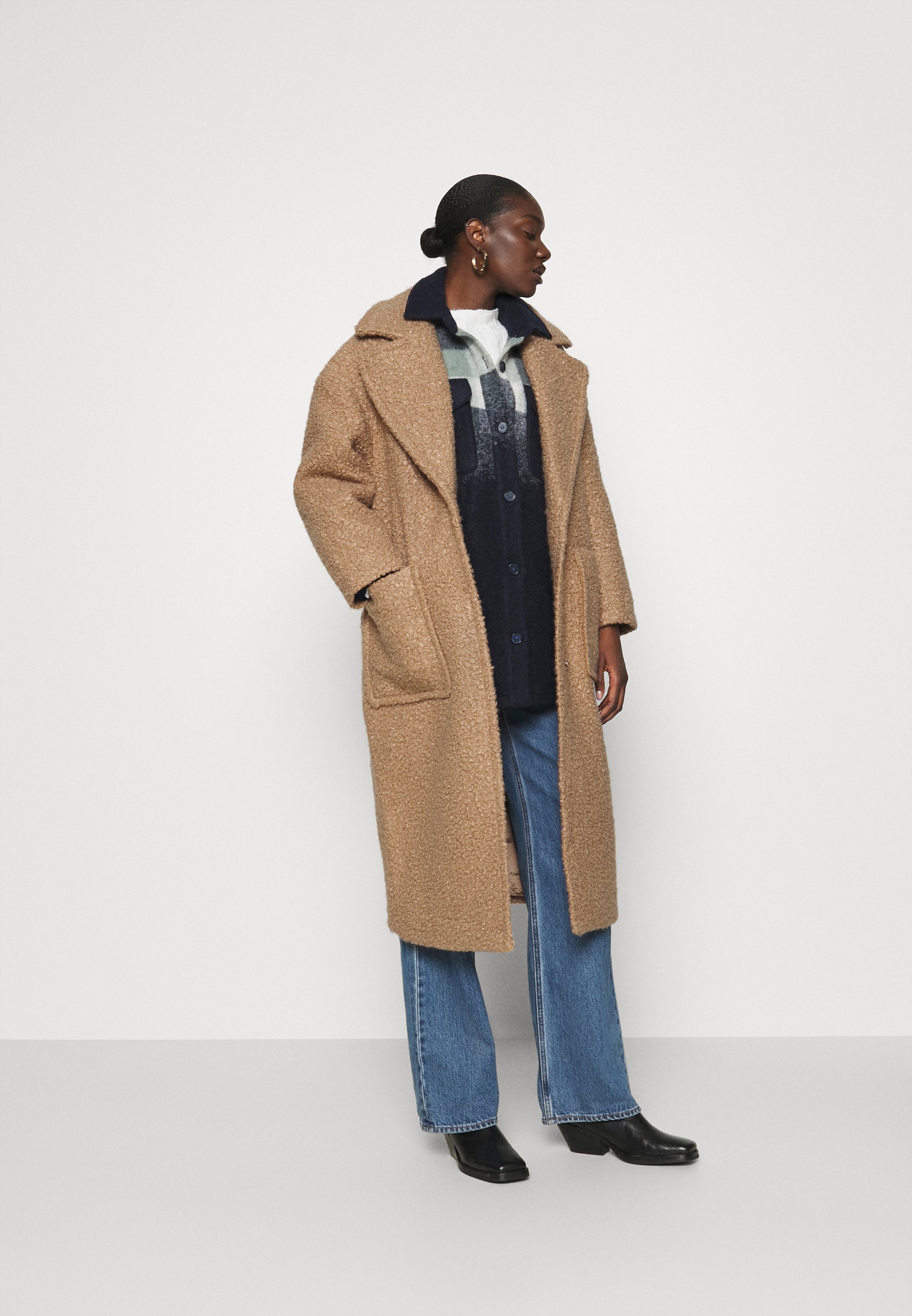UGG HATTIE LONG COAT - Klassischer 