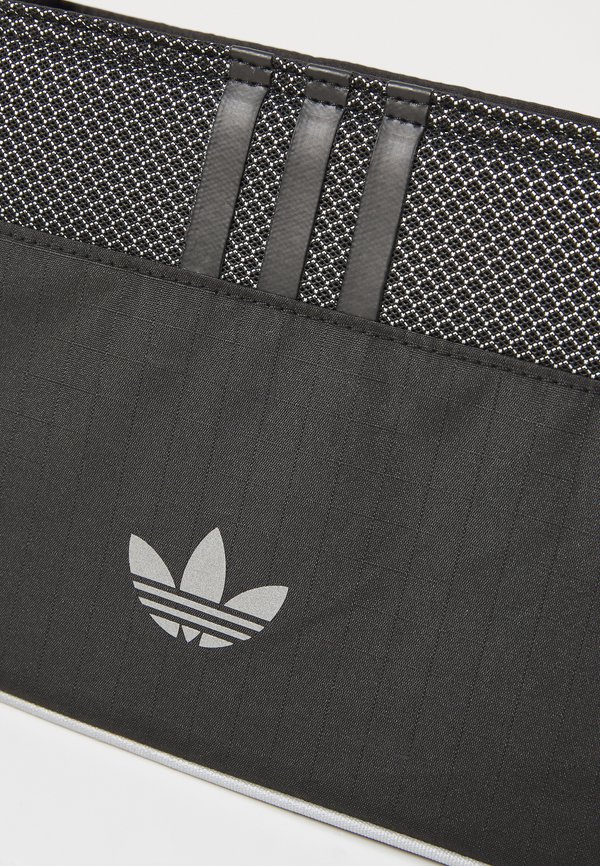 MINI AIRLINER - Cross body bag4