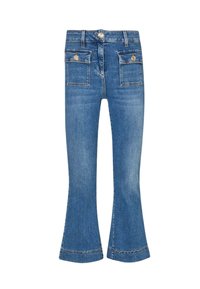 Jeans in denim blu a palazzo con lavaggio medio, dotati di due tasche frontali e dettagli in metallo dorato sui bottoni. Orli cuciti e vestibilità classica.