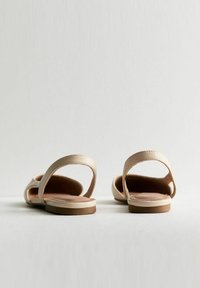 New Look CONTRAST - Ballerine sling - off white