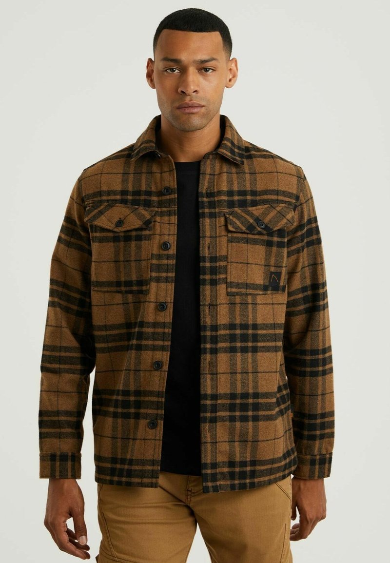 CHASIN' STRYKE.L JAMES - Vasaras jaka - brown