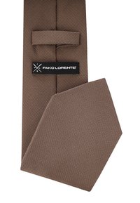 Brązowy krawat o fakturze marki Pako Lorente, z wzorem tkanym, zaostrzonym końcem i czarną metką przy wąskim końcu.