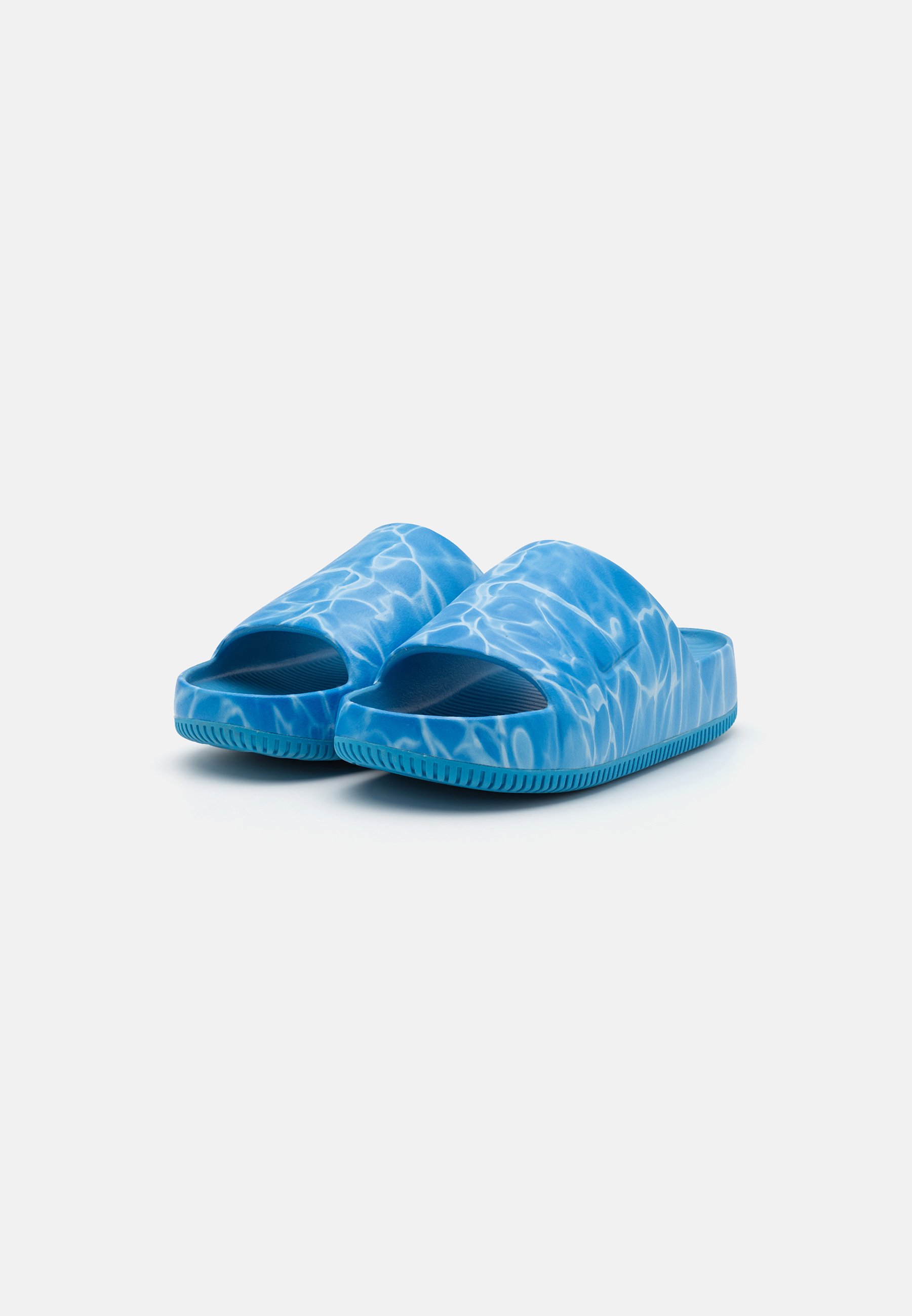 nike sandals blue and white