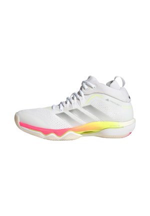 Zapatilla deportiva blanca de caña alta con parte superior de malla, tres rayas grises y suela degradada que pasa de rosa a amarillo.