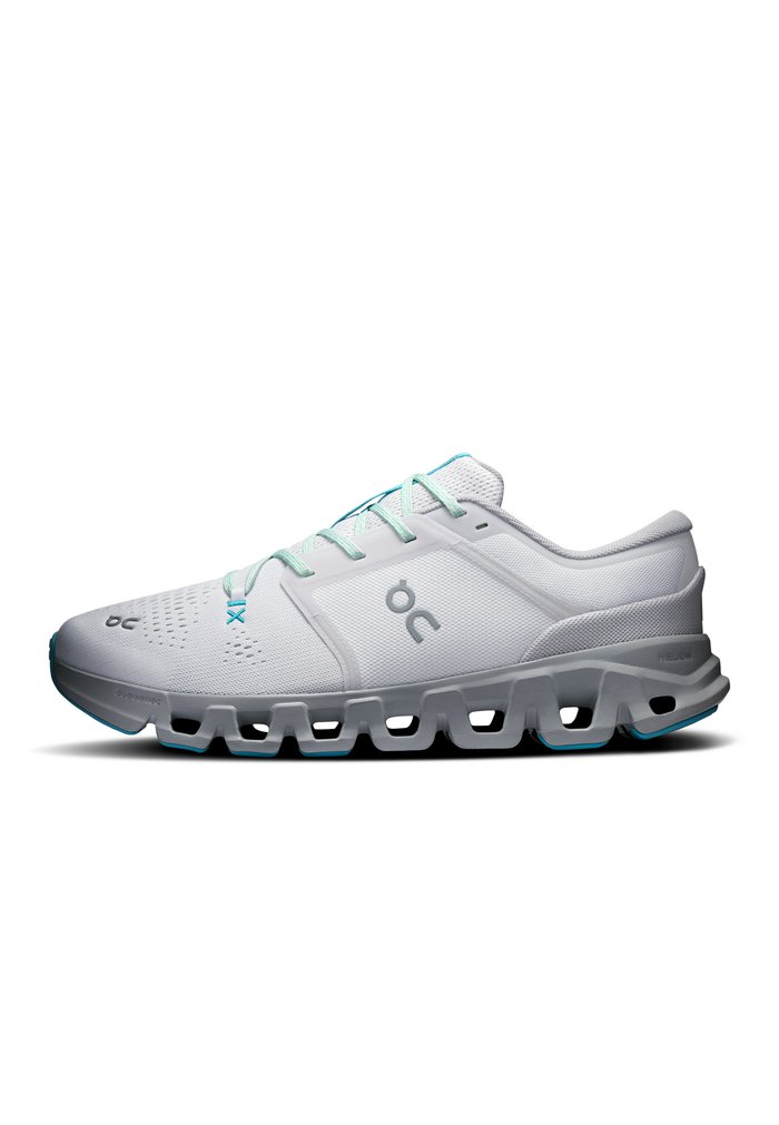 On CLOUD X 5 - Trainers - frost alloy