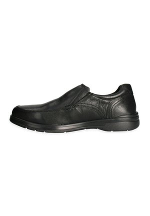 Scarpa slip-on nera in pelle con finitura testurizzata, punta rotonda, dettagli cuciti e suola piatta in gomma. Design semplice, senza lacci.