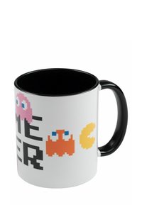 Tazza in ceramica con un esterno bianco lucido e interno nero, caratterizzata da personaggi in pixel art colorati e un design di testo audace.