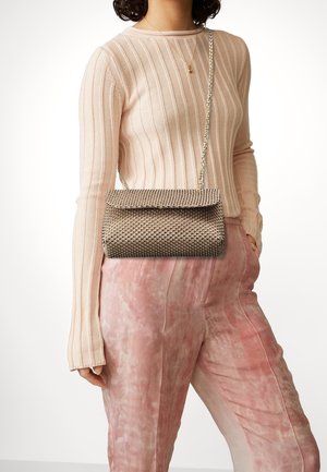 Mascara, Pochette - bronze