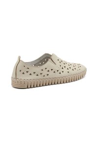 Frau Shoes PERFORATED - Scarpe senza lacci - white