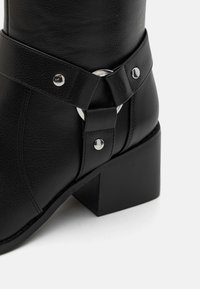 Anna Field Kovboju/motociklistu tipa zābaki - black