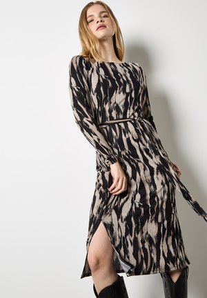 MIDI  - Strickkleid - stone