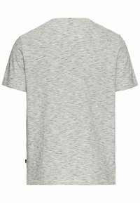 T-shirt gris à manches courtes avec un motif rayé subtil, fabriqué à partir d'un tissu doux. Il présente un col rond et un ourlet droit.