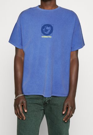 Blue cotton t-shirt with a round neck, short sleeves, featuring a circular graphic in black and the word "CONNECTED" in yellow.