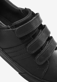Next TRIPLE STRAP czarny