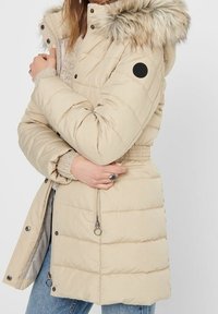 ONLY Vinterfrakke - beige