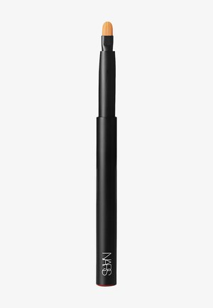 EYE BRUSH - Lidschattenpinsel - -