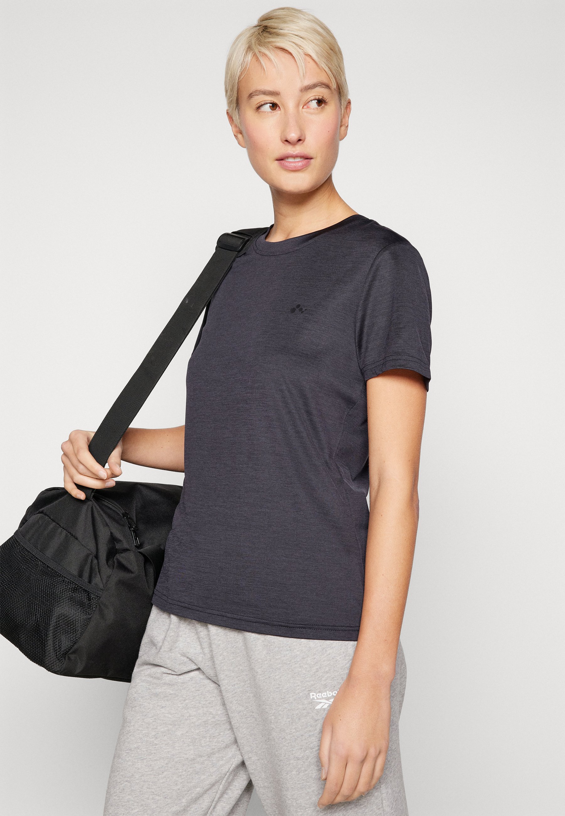 売れ筋商品|||オンリープレイ Tシャツ レディース トップス ONPCORE LIFE TEE  - Basic T-shirt - black ONLY Play ONPCORE LIFE ON TEE - T-shirt basic - black
