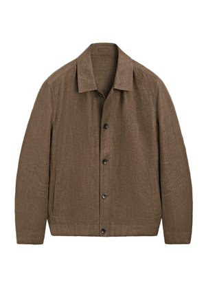 Braune Jacke zum Zumachen mit Kragen, langen Ärmeln und zwei Seitentaschen, aus texturiertem Stoff gefertigt.