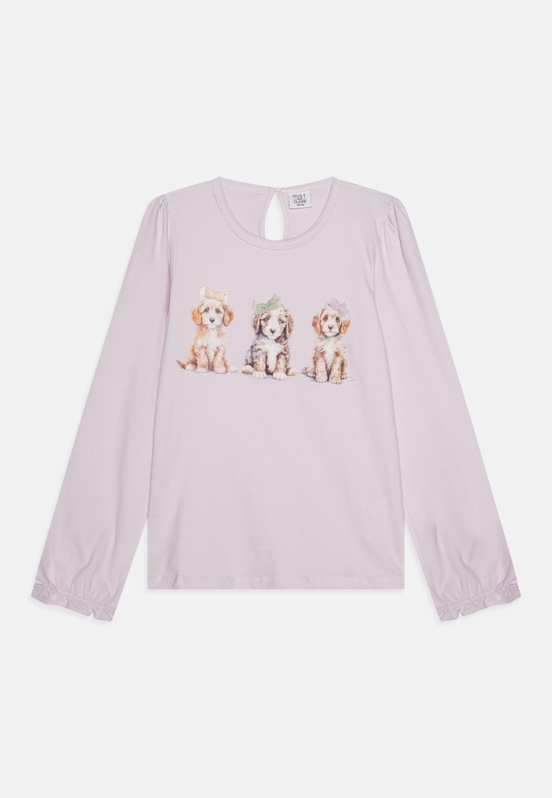 Lys lilla langermet skjorte med rund hals og nøkkelhullbak, prydet med tre illustrerte valper med sløyfer på hodene.