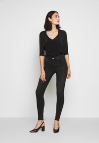 Swing BOLERO - Blazer - schwarz