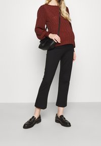 ONLY MATERNITY Sweter