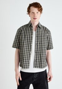 Weekday - FRANCO RELAXED SHORT SLEEVE - Camicia - beige Immagine in miniatura 1
