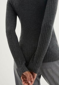 bonprix Pullover - grey