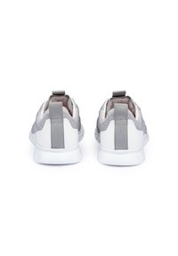 Thumbnail Image 5