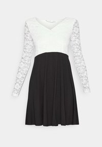 Selecionado, optical snow/black