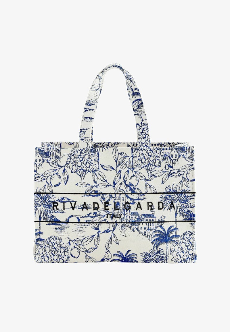 Sac fourre-tout en toile avec un imprimé botanique et paysager bleu, présentant des bâtiments, des plantes, et le texte « RIVA DEL GARDA ITALIE » sur le devant.
