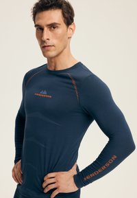 Henderson - Podkoszulki