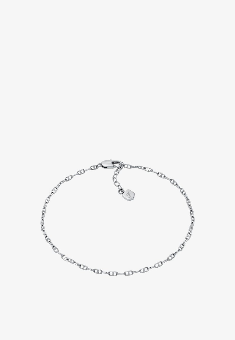 Bracciale in argento con anelli allungati, chiusura a moschettone e un piccolo charm esagonale con logo. Finitura liscia e lucidata.