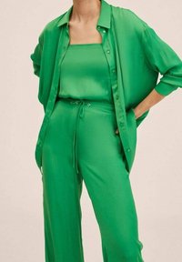 Mango Pantaloni - green