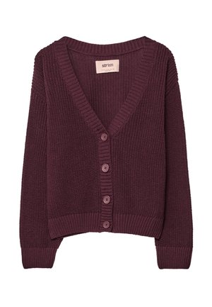 Cardigan en tricot bordeaux avec un décolleté en V, des poignets côtelés et un devant boutonné. Remarquable pour son motif texturé et sa coupe courte.