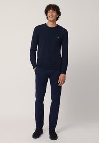 Harmont & Blaine GIROCOLLO CON LOGO - Maglione - blu scuro