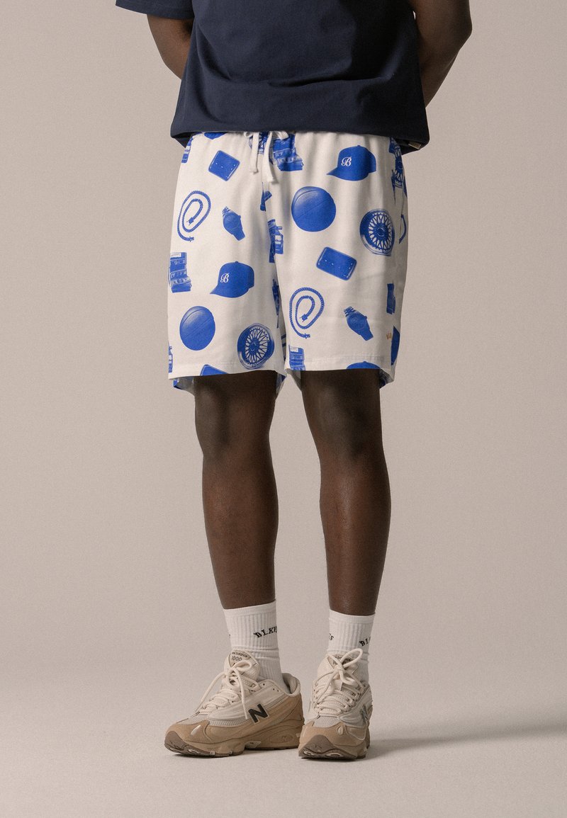 BLKVIS PAID IN FULL UNISEX - Short - white